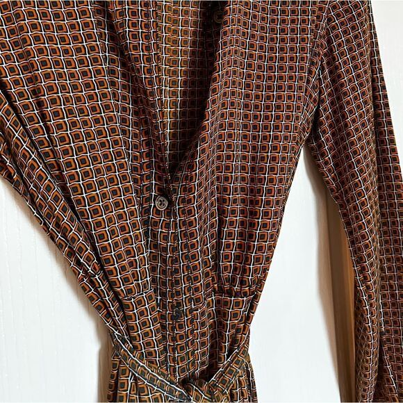 Diane Von Furstenberg Geometric Wrap Dress 
Tigress belted DVF Mocha Mousse XS - Picture 9 of 17